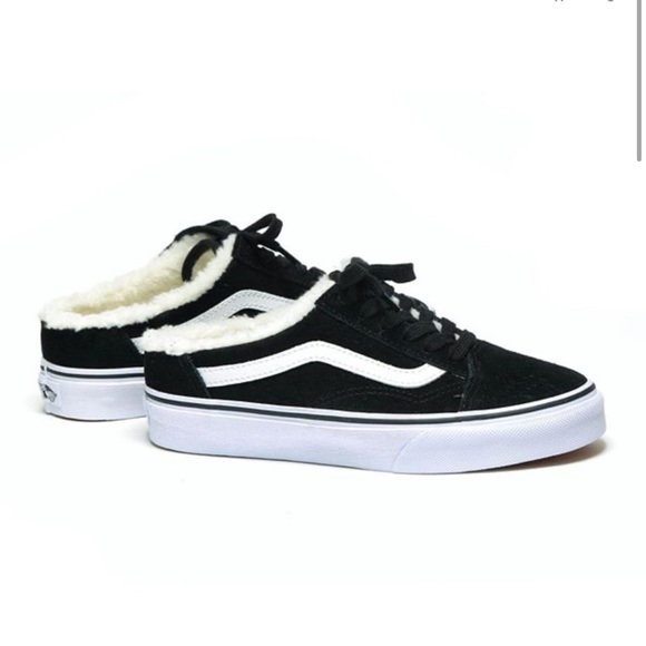 Vans Skater Old Skool Mule (Sued) Black/Sherpa Faux Fur Women’s Size 6.5 - Picture 2 of 16